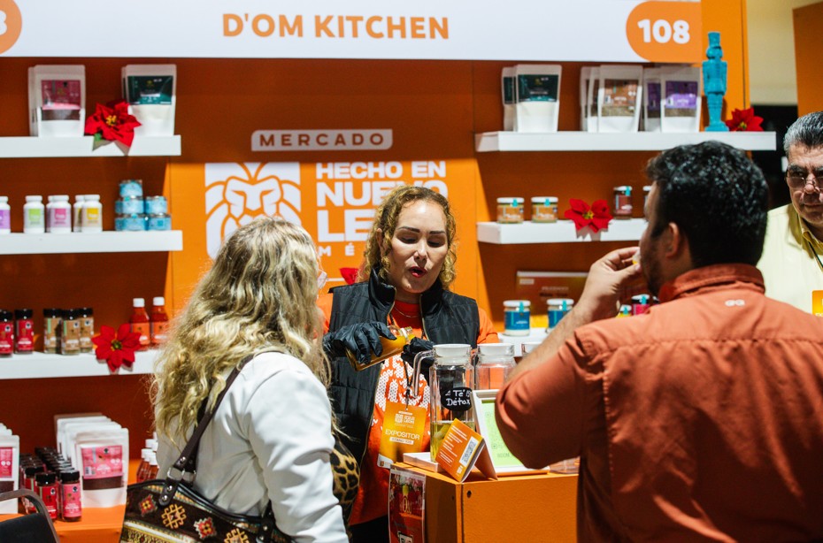 2025年新莱昂制造圣诞市场带来了哪些影响？