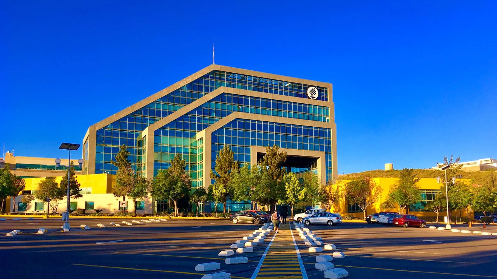 蒙特雷科技大学圣路易斯波托西校区提供最高85%奖学金：SEGE签署协议